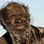 Amoo Hadji : l'homme le plus sale du monde - 60 ans sans se laver