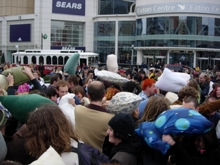 Flash mob Bill Wasik 2003