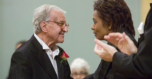 Le peintre québécois Fernand Leduc nous a quittés mardi à l’âge de 97 ans