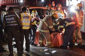 Un grave accident de la route sur le pont Pie-IX entre une voiture et un bus