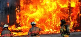 Un incendie détruit un immeuble