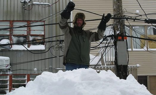 Alerte à la tempête : Neige et vents violents atteindront bientôt le Québec