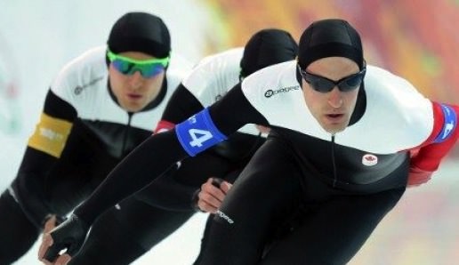 Le Canada rate le podium en patinage de vitesse longue piste poursuite par équipe