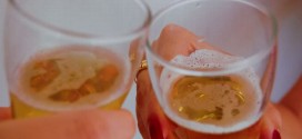 Neknomination : Un jeu d'alcool qui inquiète