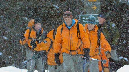 Alberta : Un homme et son fils décèdent suite à une avalanche