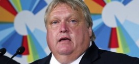 Dr Gaétan Barrette : Pourquoi ce changement de Parti ?