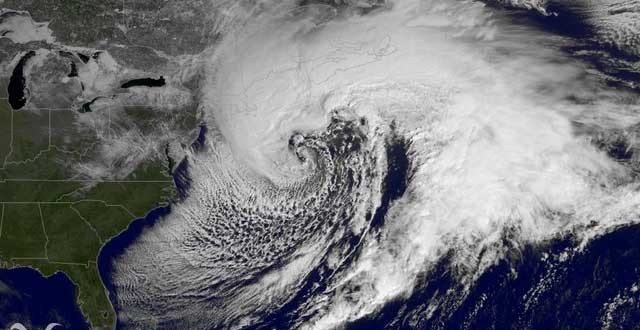 La côte atlantique du Canada touchée par une puissante tempête de neige