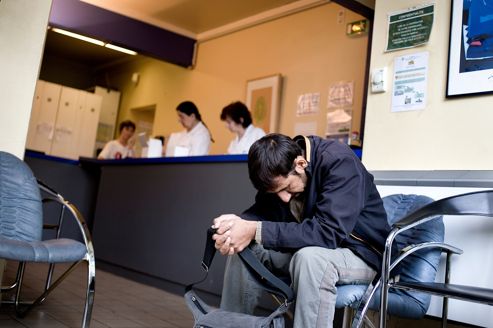 L'attente des soins de santé : Perte de productivité avec un coût moyen de 1079 dollars par patient