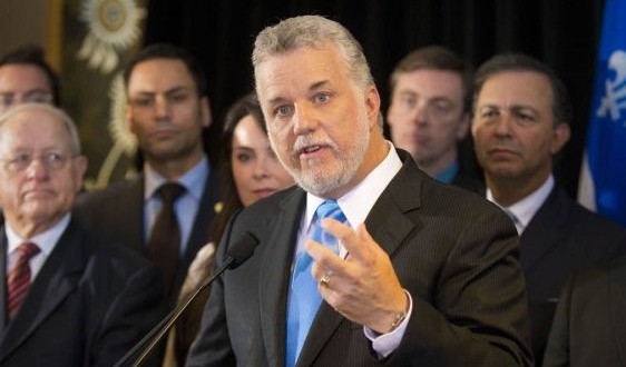 Philippe Couillard étudie la possibilité d’élargissement de l’autoroute 50