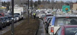 Pont Pierre-Laporte : Un véhicule en feu a causé un important embouteillage