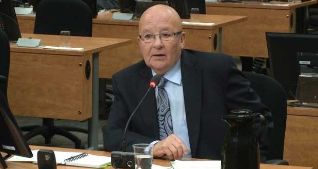 Commission Charbonneau : Guy Chevrette s'explique et dément les propos de Gilles Cloutier