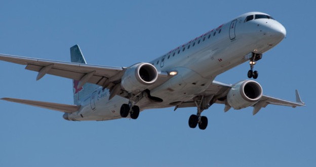 Compagnies aériennes Canadiennes : Plus de restriction pour utiliser vos appareils électroniques