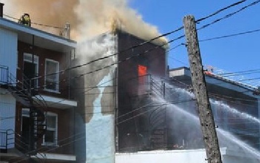 Montréal Quartier Villeray Un violent incendie enregistré dans un immeuble de trois étages