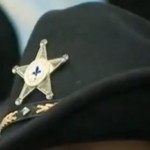 Les policiers de Châteauguay optent pour le chapeau de cowboy et l'étoile de shérif