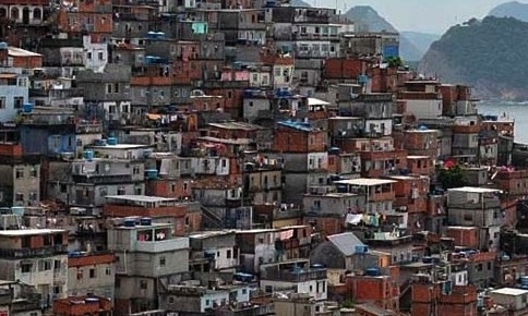 Rio de Janeiro : Un homme d’une trentaine d’années avoue le meurtre de 11 personnes