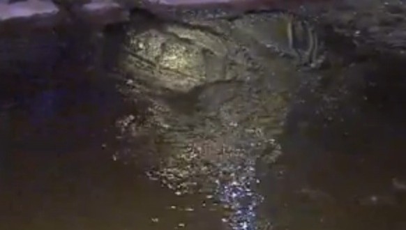 Déversement d’eau dans les rues de Lachine à cause de la rupture d’une conduite