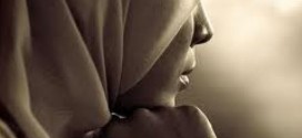 Une juge de la Cour du Québec refuse d'entendre la cause d'une musulmane portant le hijab