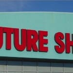 Fermeture définitive d'une soixantaine de magasins Future Shop au Canada