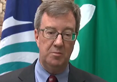 Jim Watson : Le maire d'Ottawa victime d'un accident de motoneige