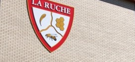 Piqués par des aiguilles à La Ruche de Magog : Un des jeunes suspendus a été arrêté et accusé