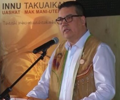 Accusations d'agression sexuelle sur mineure : Le chef Mike Mckenzie se retire de ses fonctions 1 Accusations d'agression sexuelle sur mineure : Le chef Mike Mckenzie se retire de ses fonctions