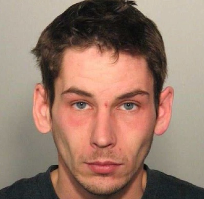 Le SPVM recherche activement David Landry suspecté du vol d'un coffre fort à Lachine 1 Le SPVM recherche activement David Landry suspecté du vol d'un coffre fort à Lachine