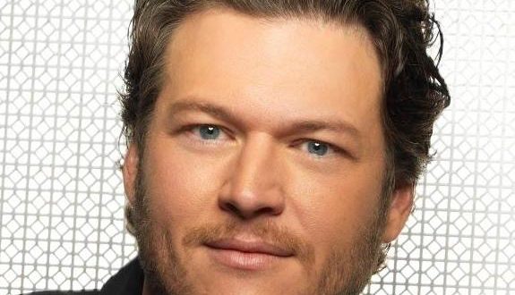 Le prix de l’homme le plus sexy attribué à Blake Shelton