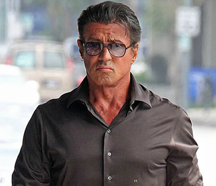Sylvester Stallone dément les allégations d'abus sexuel sur mineure 1 Sylvester Stallone dément les allégations d'abus sexuel sur mineure