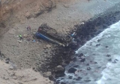 Accident mortel au Pérou : Un autocar chute d’une falaise