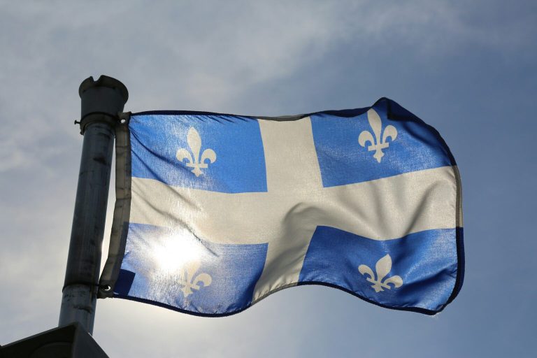 Québec rouvre le regroupement familial : ce que doivent savoir les Marocains