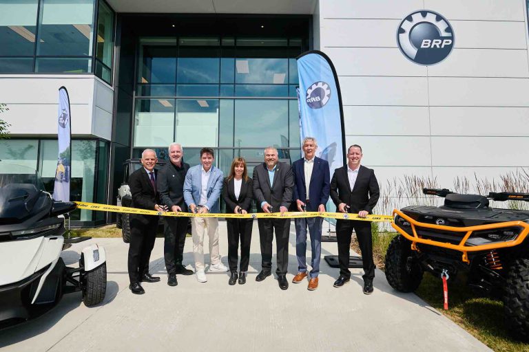 BRP inaugure son plus grand centre logistique mondial au Québec