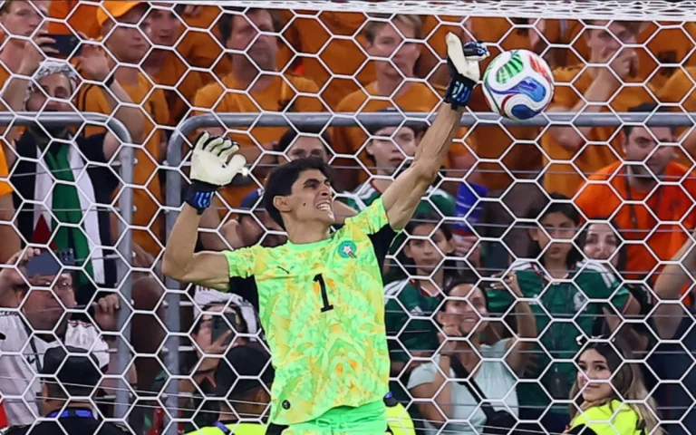 Mondial 2026 : l'arrêt spectaculaire de Bounou entre déjà dans la légende