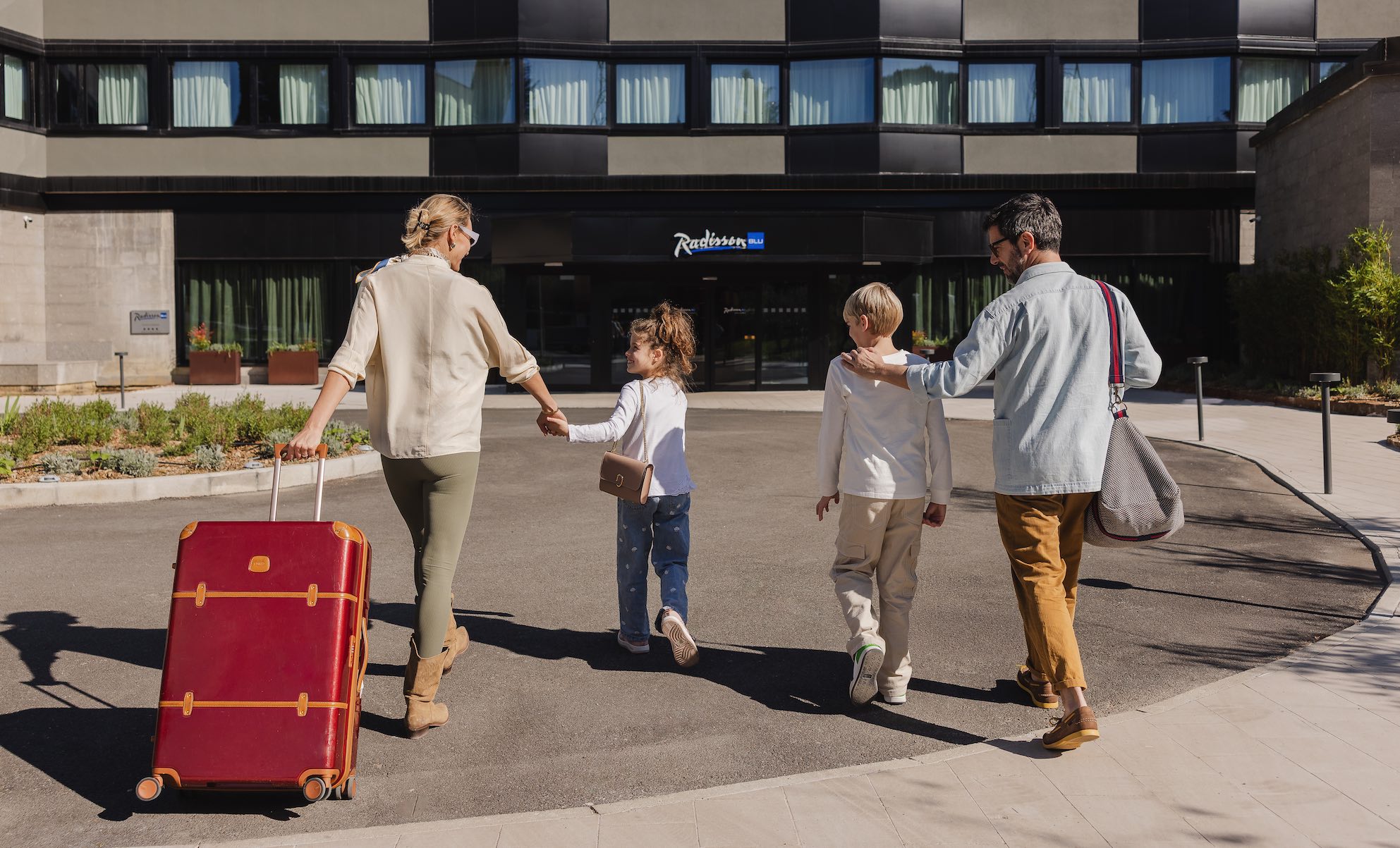 Radisson Hotel Group automatise l’alignement des tarifs avec l’IA Radisson Hotel Group automatise l’alignement des tarifs avec l’IA