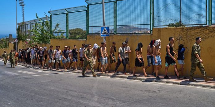 Crise de Sebta Rabat renvoie Madrid à ses responsabilités Crise de Sebta : Rabat renvoie Madrid à ses responsabilités