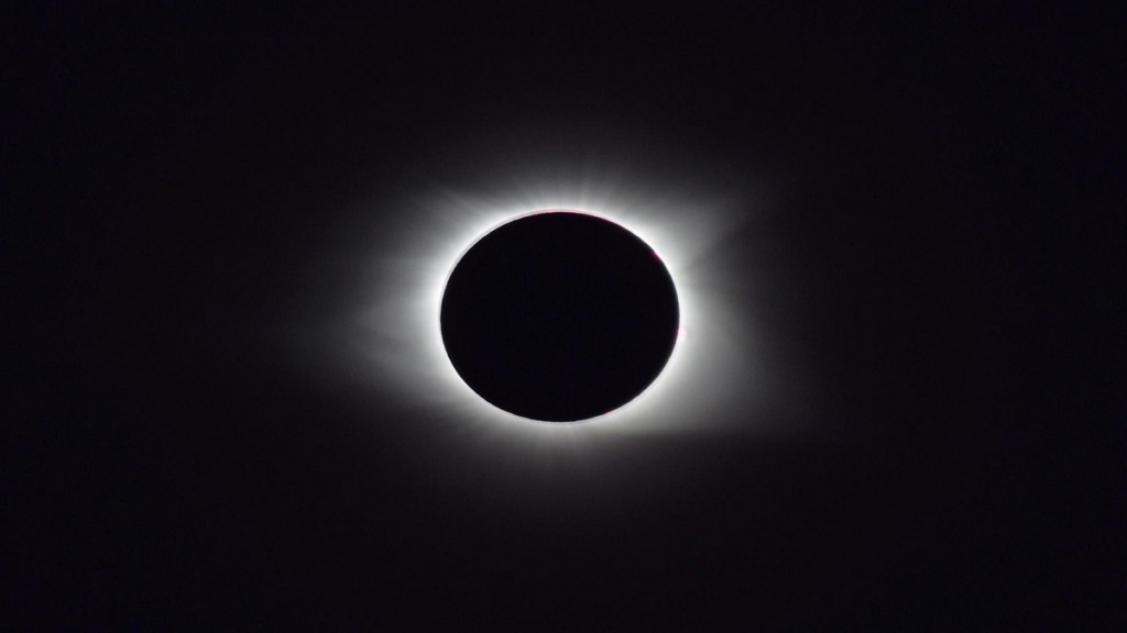 Éclipse solaire - le ciel marocain s’assombrit ce 12 août Éclipse solaire : le ciel marocain s’assombrit ce 12 août