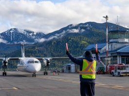 Le Canada débloque 23,5 millions de dollars pour moderniser six aéroports en Colombie-Britannique Le Canada débloque 23,5 millions de dollars pour moderniser six aéroports en Colombie-Britannique