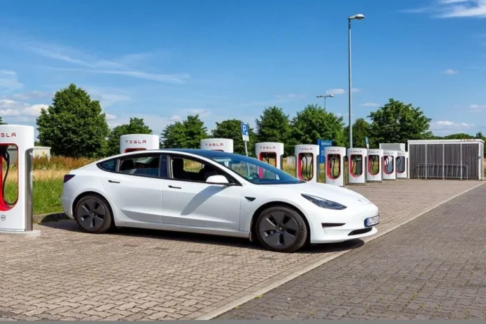Tesla prépare l’arrivée de Grok sur les véhicules au Maroc Tesla prépare l’arrivée de Grok sur les véhicules au Maroc